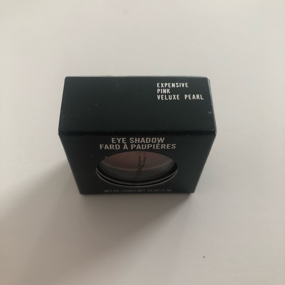 MAC Veluxe Pearl Eyeshadow - Expensive Pink - Picture 2 of 3